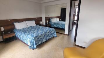 1 bedroom, in-room safe, desk, laptop workspace