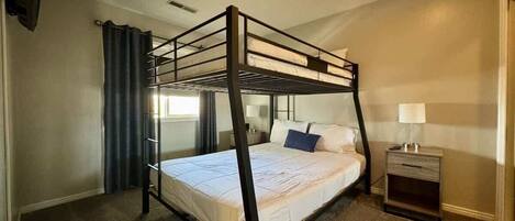3 chambres, Wi-Fi gratuit, draps fournis