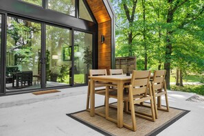 Outdoor dining - Lux A-Frame w/ Hot Tub, Fire Pit, Kayaks & Views (Rockwell)