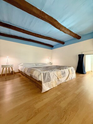 6 chambres, Wi-Fi, draps fournis