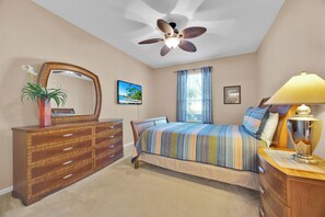 3 chambres, fer et planche à repasser, Wi-Fi gratuit, draps fournis