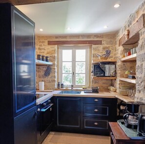 Microwave, oven
