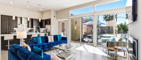 TV connectée, cheminée