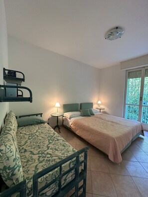 1 bedroom, WiFi, bed sheets