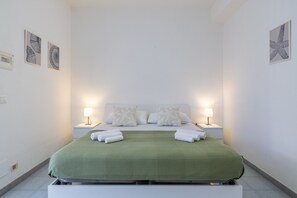 2 soverom, wi-fi (inkludert) og sengetøy