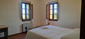 2 chambres, Wi-Fi gratuit, draps fournis