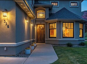 Exterior detail - 4 BR-7 Bed-Durango Dream House-Incredible Mountain/Golf Views w/ Chef’s Kitchen (Durango)