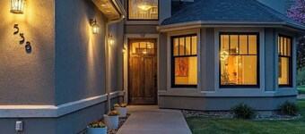 4 BR-7 Bed-Durango Dream House-Incredible Mountain/Golf Views w/ Chef’s Kitchen