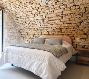 5 bedrooms, free WiFi