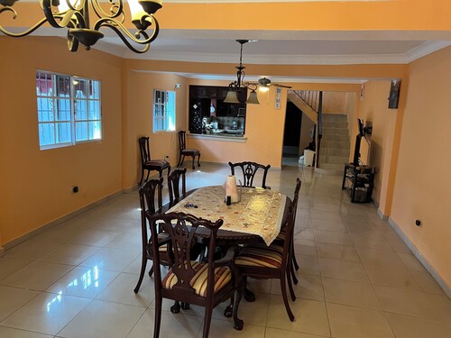 3-bedroom house in welcoming San Pedro de Macorís with AC, WiFi