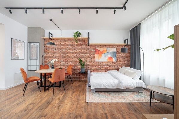 1 bedroom, iron/ironing board, WiFi, bed sheets