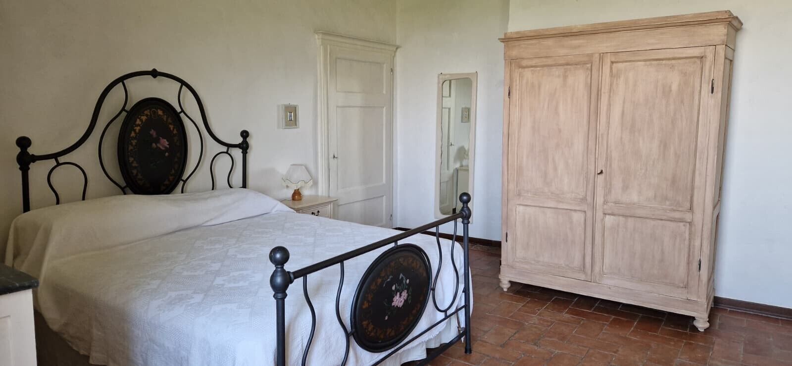 1 camera, Wi-Fi gratuito, lenzuola