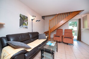 Télévision, table de tennis de table