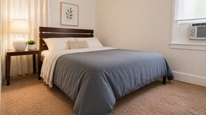 2 slaapkamers, een strijkplank/strijkijzer, wifi, beddengoed