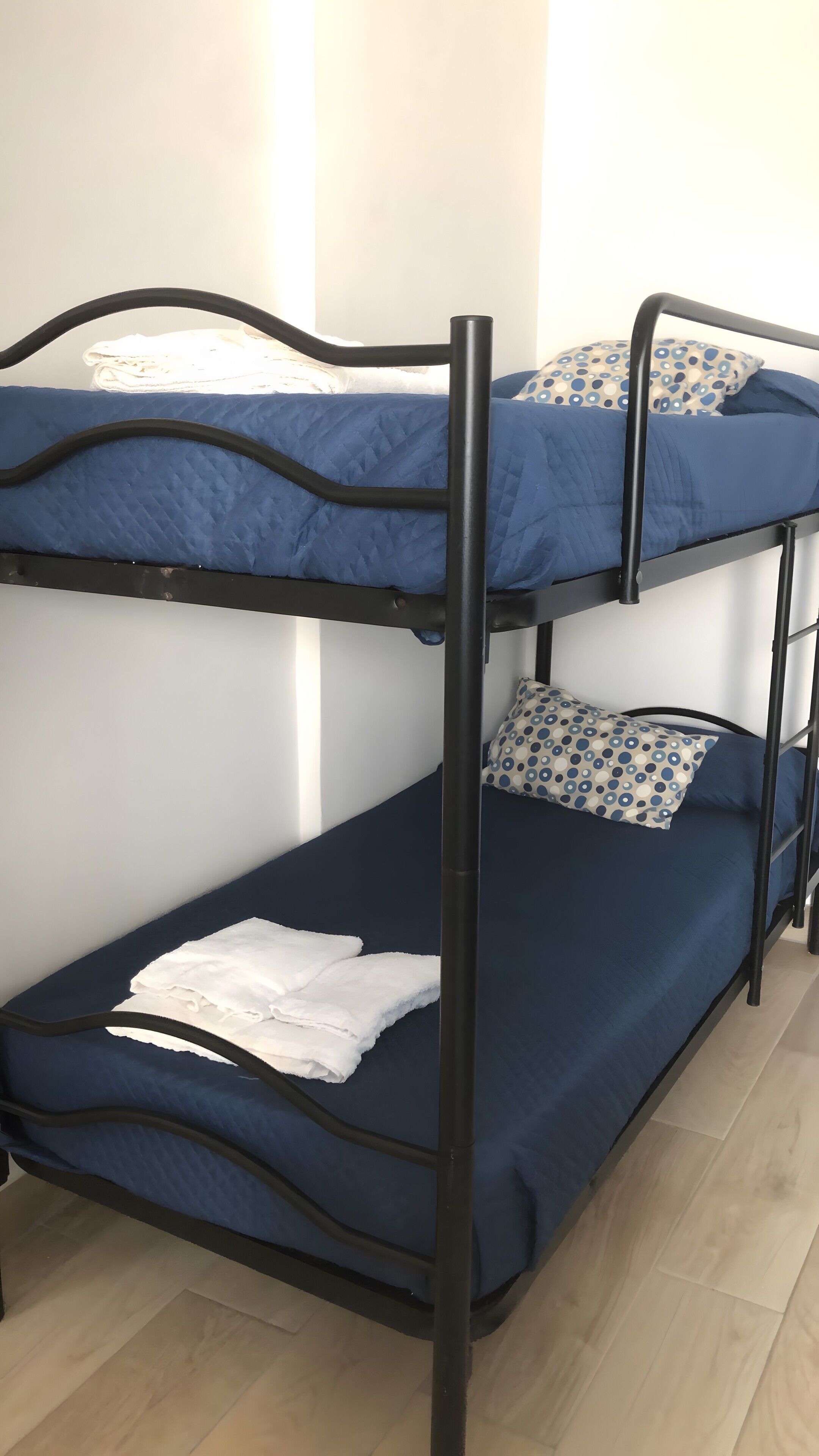 1 makuuhuone, ilmainen Wi-Fi, vuodevaatteet