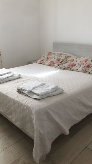 3 chambres, Wi-Fi gratuit, draps fournis