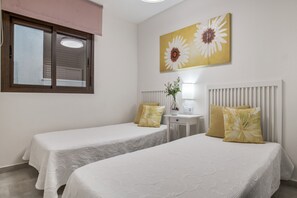 4 Schlafzimmer, Bügeleisen/Bügelbrett, kostenloses WLAN, Bettwäsche