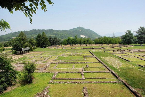 Property grounds - Apartment 'La Casa Della Gioia' with Balcony and Wi-Fi (Serravalle Scrivia)