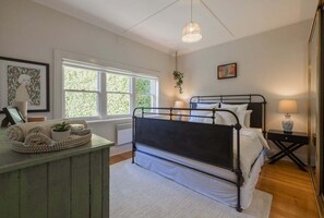 2 habitaciones, tabla de planchar con plancha y wifi 