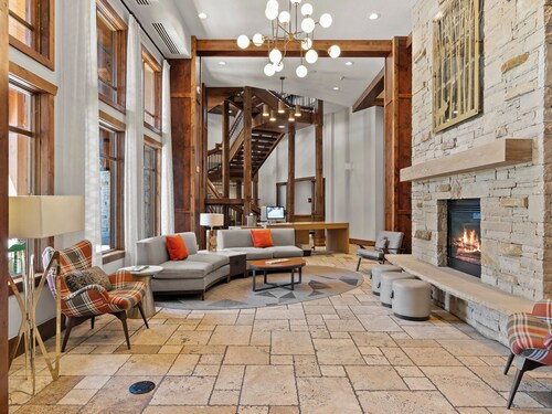 Hyatt Centric 413B | Ski-In/Out | Kitchenette | Hot Tub | Pool | Resort Perks