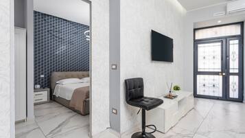 1 bedroom, free WiFi, bed sheets