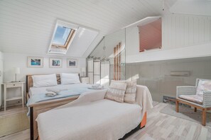 2 bedrooms, iron/ironing board, free WiFi, bed sheets - Holiday Home 'Marias Charming Mezonet' with Mountain View (Argostolion)