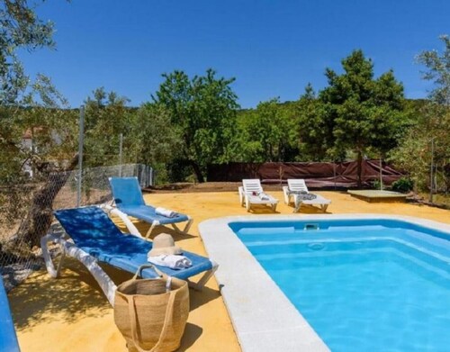 Holiday Home 'Barquero Pernia' with Mountain View, Wi-Fi and Air Conditioning
