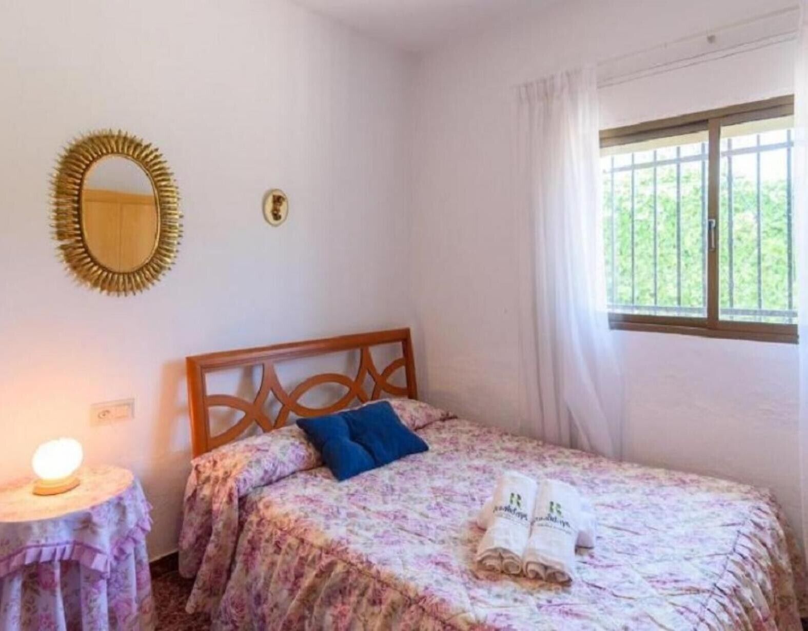 6 bedrooms, iron/ironing board, free WiFi, bed sheets