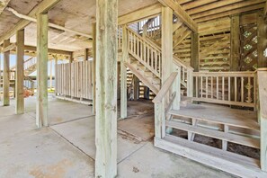 Property grounds - 8330 Mariah*DogFriendly*Hot tub*SoundViews* (Avon)