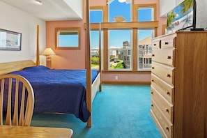 4 bedrooms, iron/ironing board, free WiFi, bed sheets - 8330 Mariah*DogFriendly*Hot tub*SoundViews* (Avon)