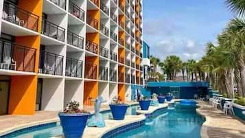 Indoor pool, outdoor pool