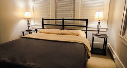 Entire independent 1 bedroom Apartment - no kitchen
