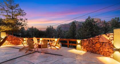 Amazing Patio Views, Walk to Uptown Shops, Hammock and Firepit!