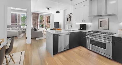 Modern 4 bedroom in heart of Downtown Brooklyn across from Barclay's center