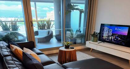 Rise to the Top! Modern 2 Bedroom w/Balcony, Gym, Pool, Spa, Sauna & Steam room