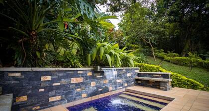 5-bedroom bed & breakfast in welcoming Barbosa with WiFi