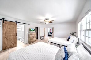 Iron/ironing board, free WiFi, bed sheets