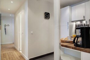 Comfort Apartment | Private kitchen - Paris Sevigne Elegant residence (Paris)