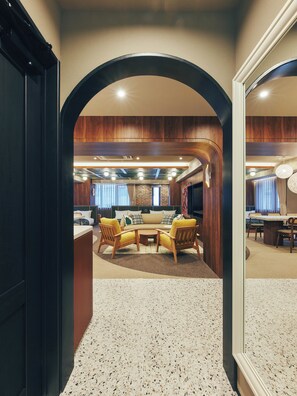 高級開放式套房 | 書桌、筆電工作空間、免費無線上網