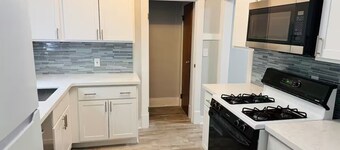 Spacious 4-bedroom House Near UB & Niagara Falls