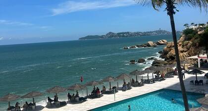 Suite for 4 people with ocean view