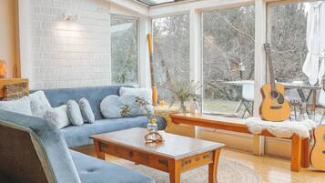 Cheminée, chaîne hi-fi