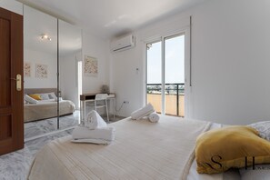 3 chambres, fer et planche à repasser, Wi-Fi gratuit, draps fournis