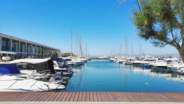 Marina