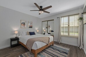 3 sovrum, strykjärn/strykbräda, gratis wi-fi och sängkläder