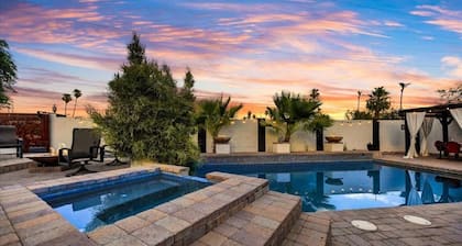 Fabulous entertainers Paradise! Pool & Spa