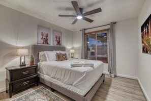 4 soverom, strykejern/-brett, wi-fi (inkludert) og sengetøy