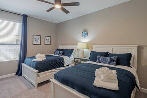5 Schlafzimmer, Bügeleisen/Bügelbrett, kostenloses WLAN, Bettwäsche