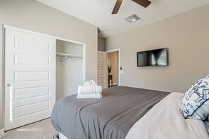 5 makuuhuonetta, silitysrauta/-lauta, ilmainen Wi-Fi, vuodevaatteet