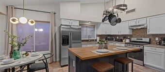 Chandler LUX home with Private Heated Pool (FREE)!